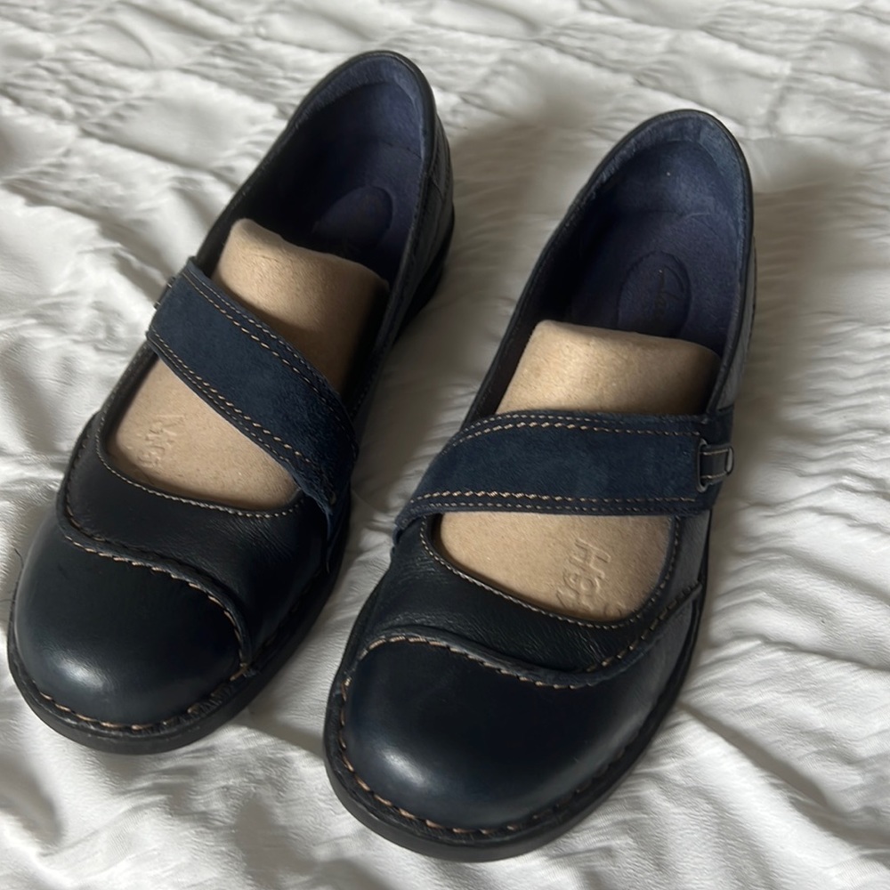 Navy Nikki Audition loafers
